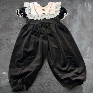 Vintage Girls Velvet Jumpsuit Size 4 Lace Collar Romper 90s Toddler Outfit USA